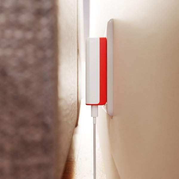 Twelve South PlugBug 120W -laturi ja Etsi-toiminto