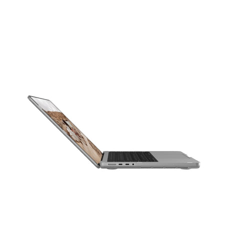 Urban Armor Gear (UAG) MacBook Air 15 M2/M3/M4 Kuori Essential Armor Ice