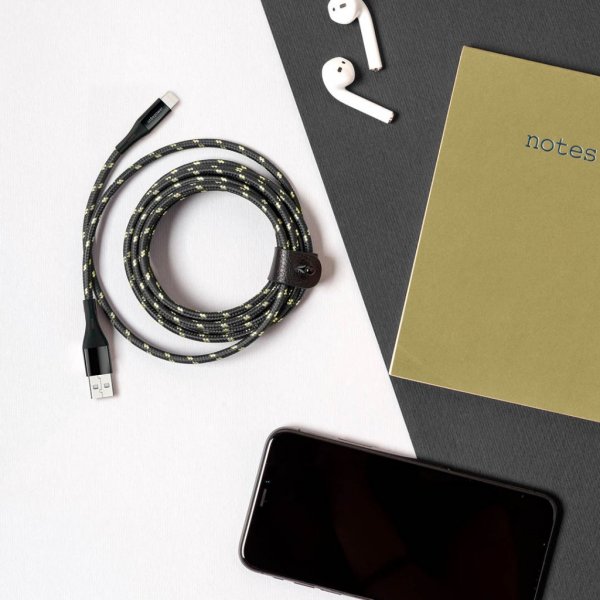 Usbepower USB–Lightning-kaapeli Kevlar 1,2 m musta hopea