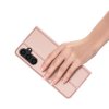 Samsung Galaxy S24 Kotelo Skin Pro Series Vaaleanpunainen