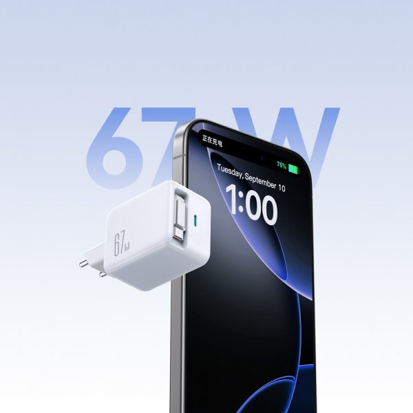 67 W:n seinälaturi sisäänrakennetulla USB-kaapelilla ja USB-C-portilla valkoinen