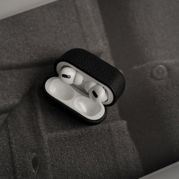 AirPods Pro 2 Kuori Artisan Series Musta