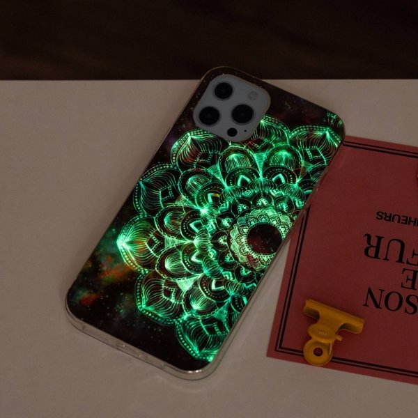 iPhone 14 Pro Max Kuori Aihe Mandala