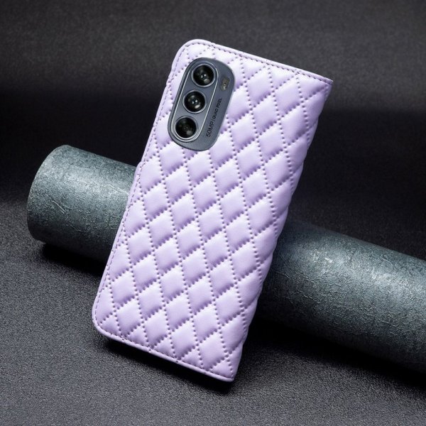 Motorola Moto G62 5G Kotelo Neljäkäskuvio Violetti