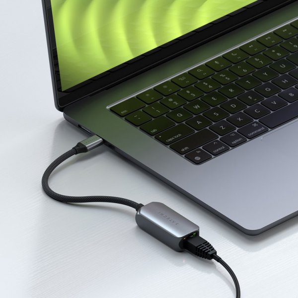 Adapterit USB-C 2.5 Gigabit Ethernet