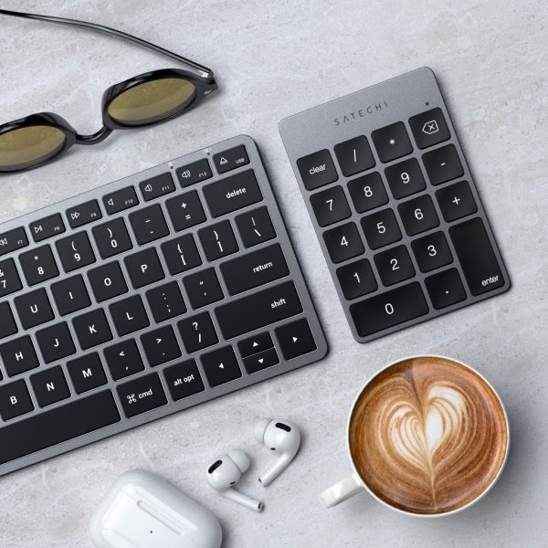 Langaton näppäimistö avaruusharmaa