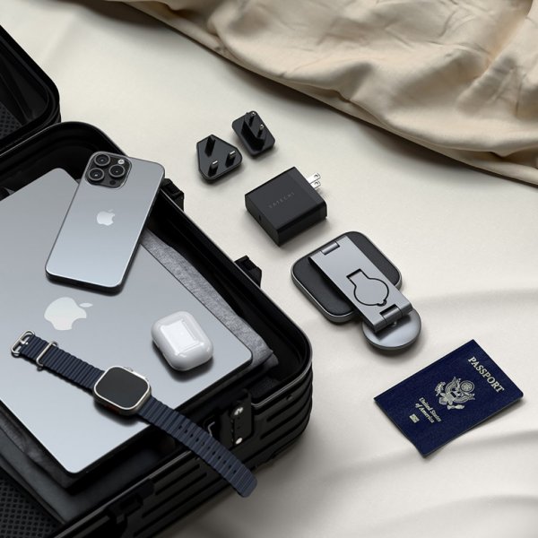 Langaton laturi 3-in-1 Foldable Qi2 Wireless Charging Stand MagSafe