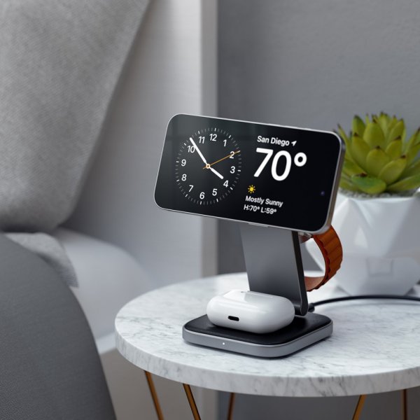 Langaton laturi 3-in-1 Foldable Qi2 Wireless Charging Stand MagSafe