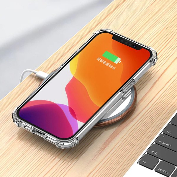 iPhone 13 Pro Max Kuori Iskunkestävä Läpinäkyvä