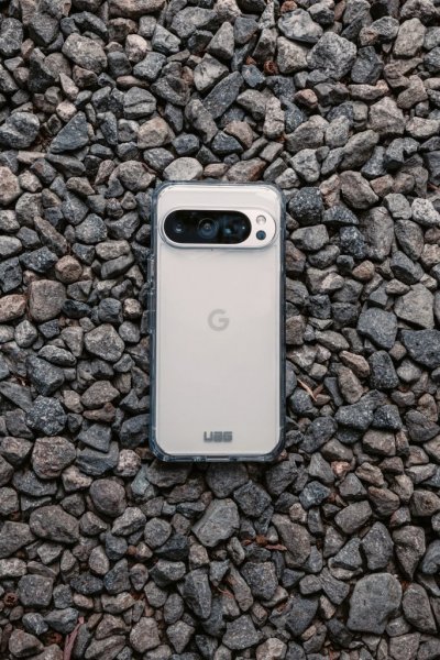 Google Pixel 9/Pixel 9 Pro Kuori Plyo Ice