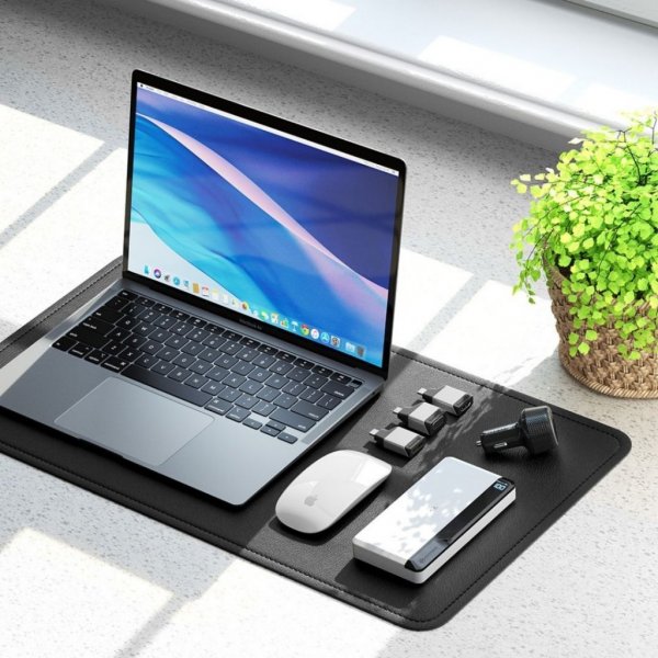 Ultra Mini USB-C to DisplayPort adapteriit